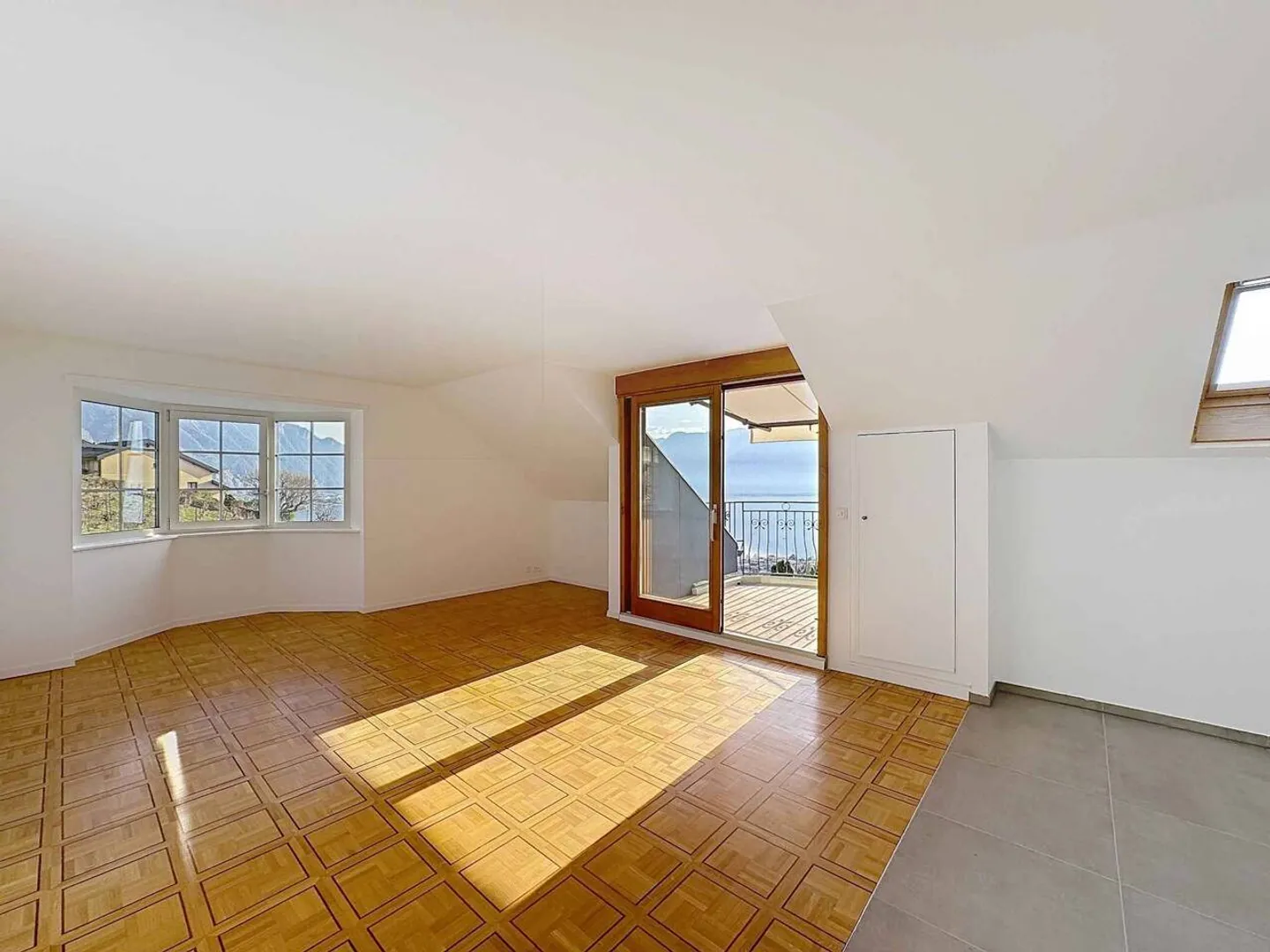 Charmante Wohnung mit Seeblick - Foto 4 von 11