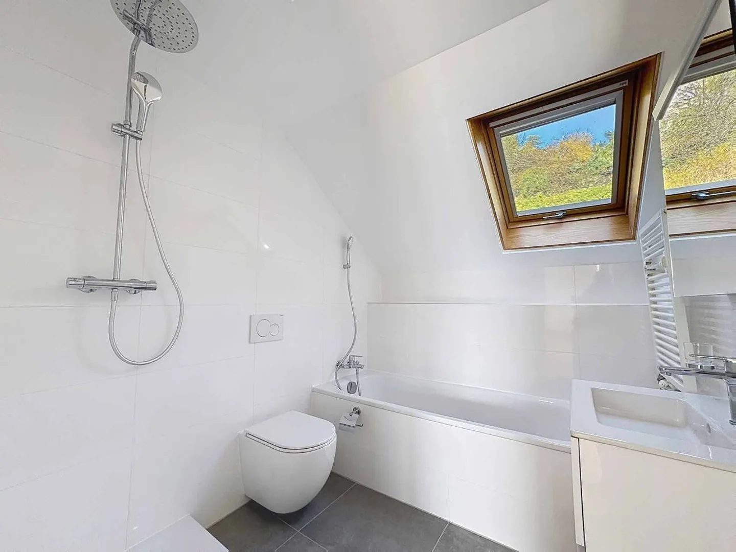 Charmante Wohnung mit Seeblick - Foto 9 von 11