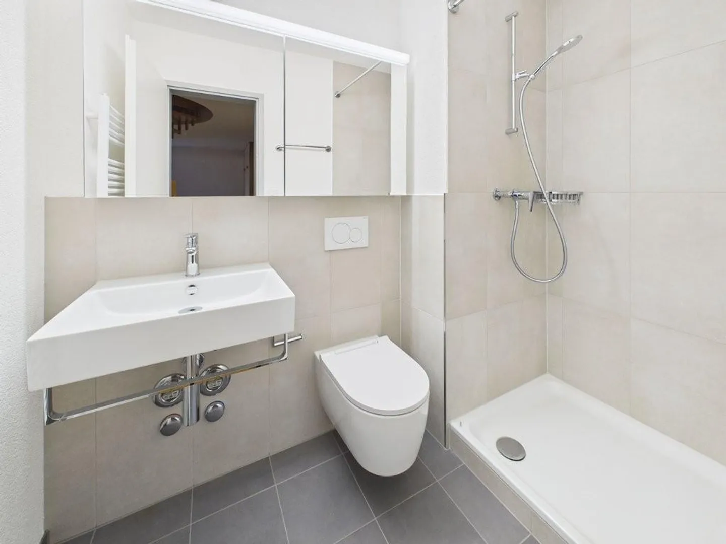 Erstvermietung nach Gesamtsanierung - Foto 4 von 10