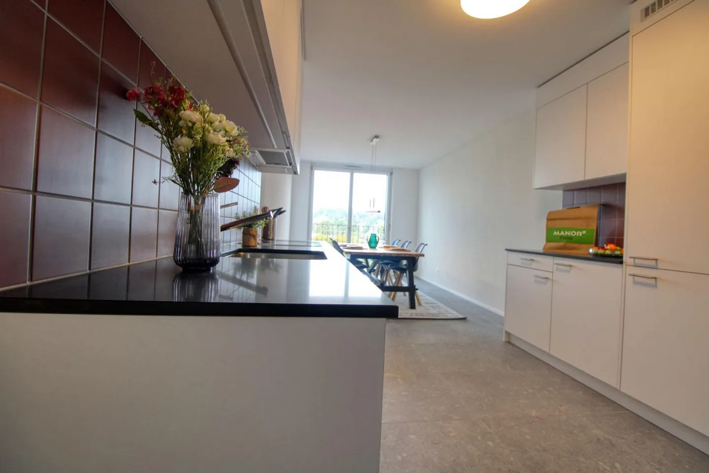 Spacious Coliving Apartment in Crissier with private Balcony - Foto 9 di 19