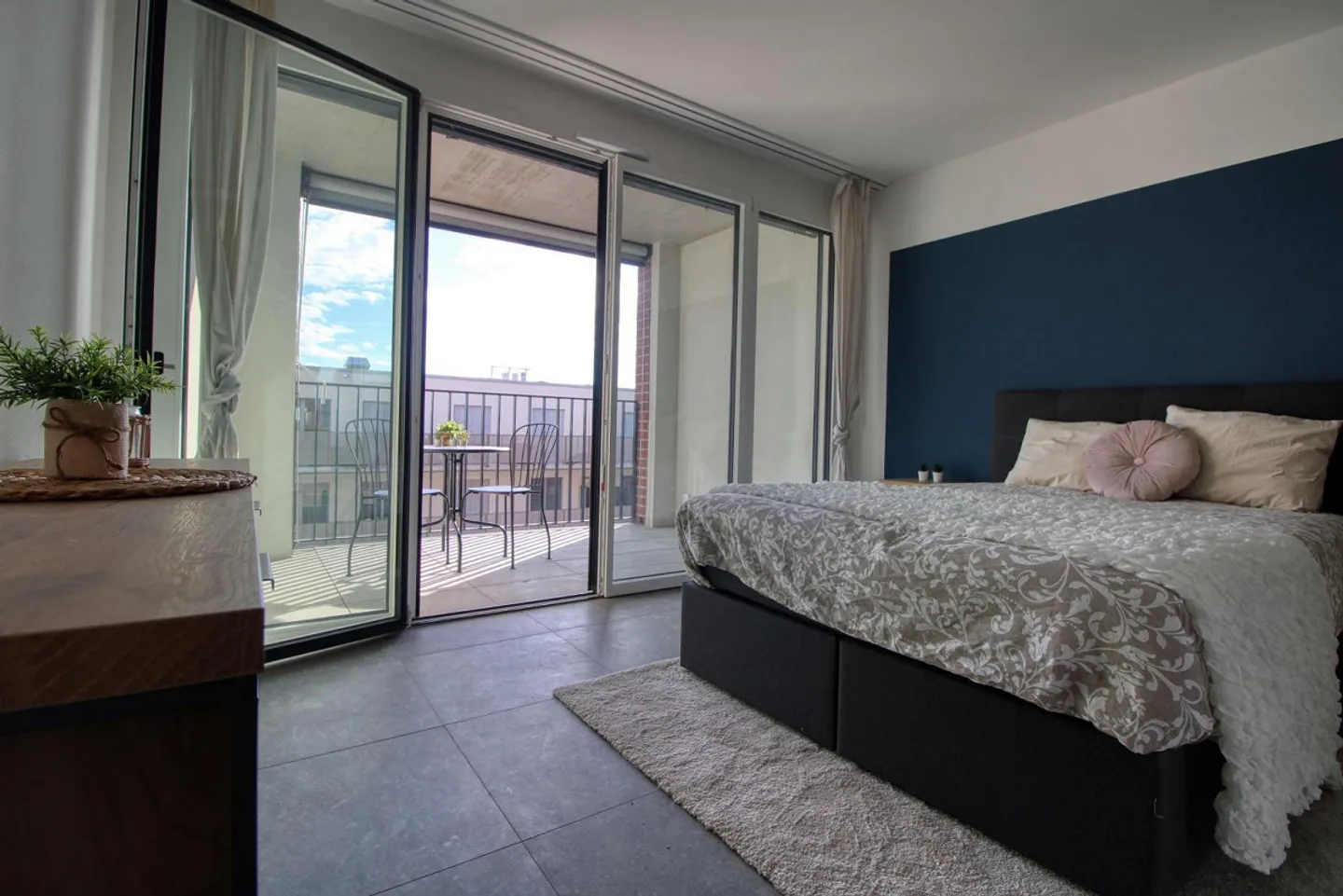 Spacious Coliving Apartment in Crissier with private Balcony - Foto 5 di 19