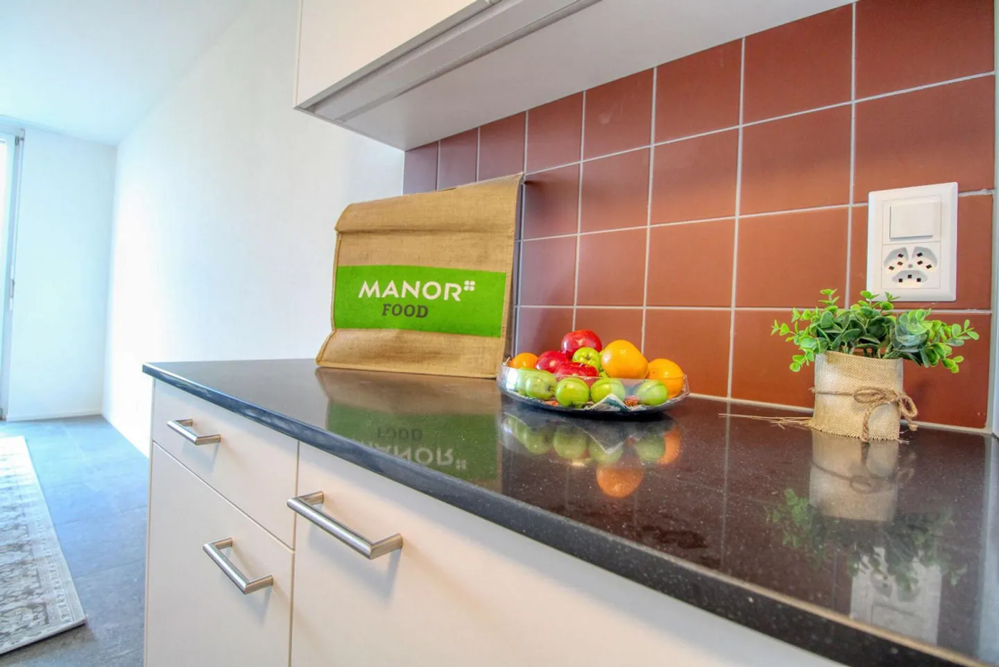 Spacious Coliving Apartment in Crissier with private Balcony - Foto 10 di 19