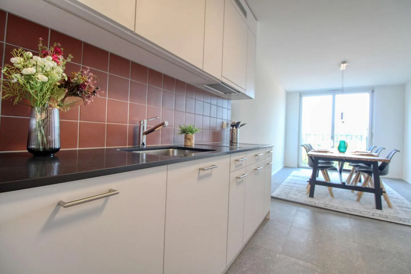 Spacious Coliving Apartment in Crissier with private Balcony - Foto 11 di 19