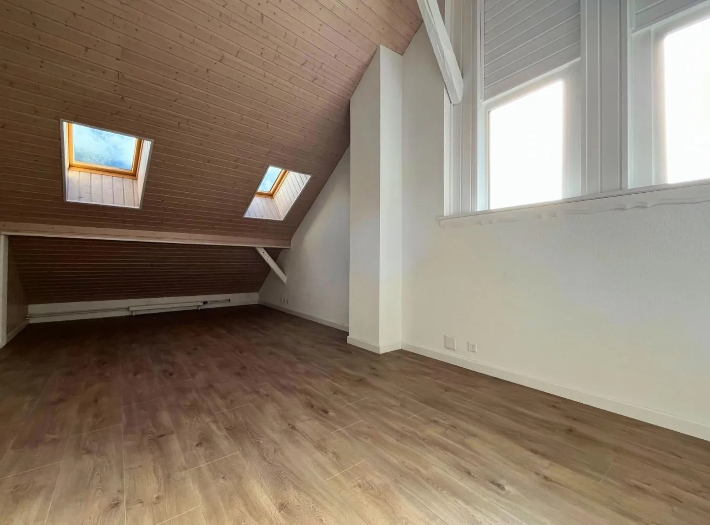 Appartement 4.5 pièces rénové - Photo 3 sur 10