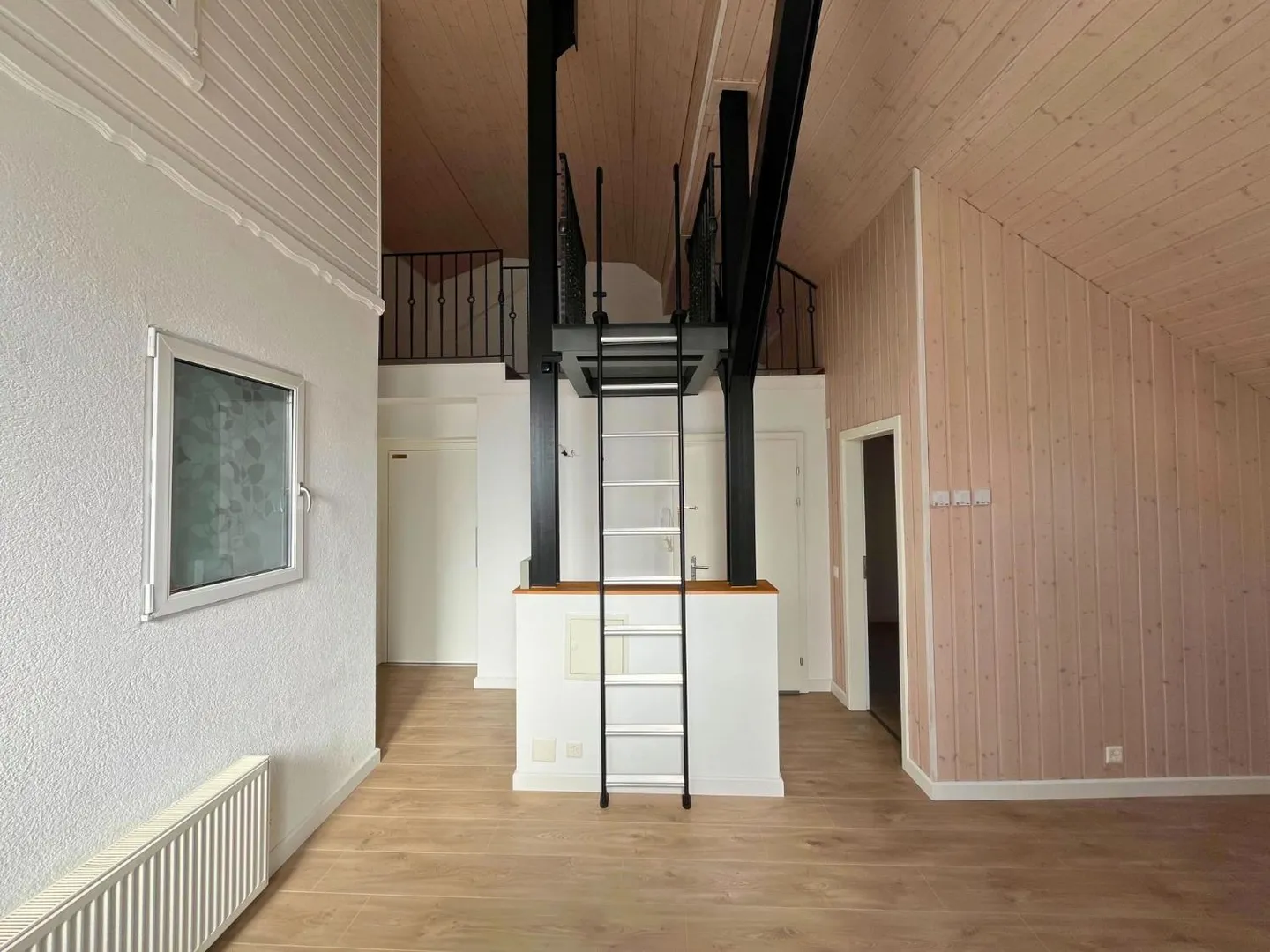 Appartement 4.5 pièces rénové - Photo 4 sur 10