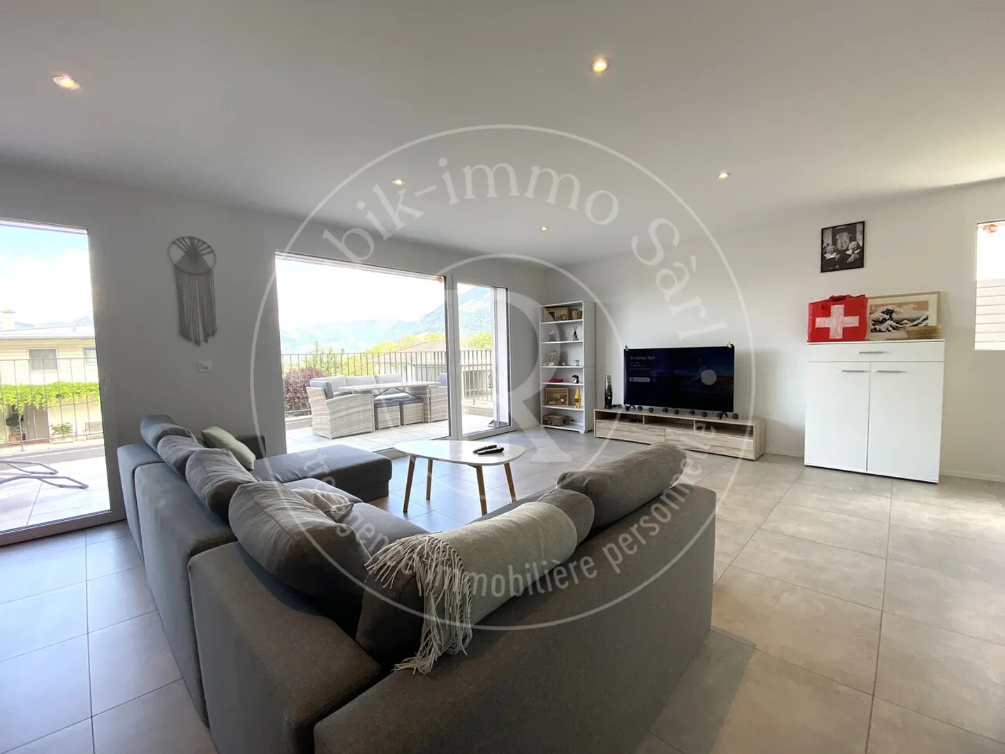New semi-detached house just steps from Bulle - Photo 7 of 13