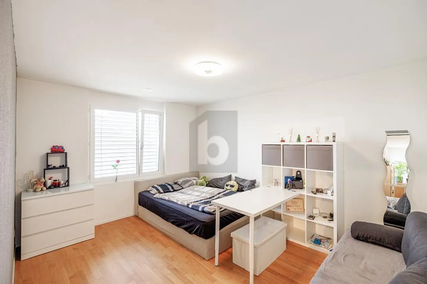 MODERN WITH A VIEW OF THE GREEN - Photo 5 of 6