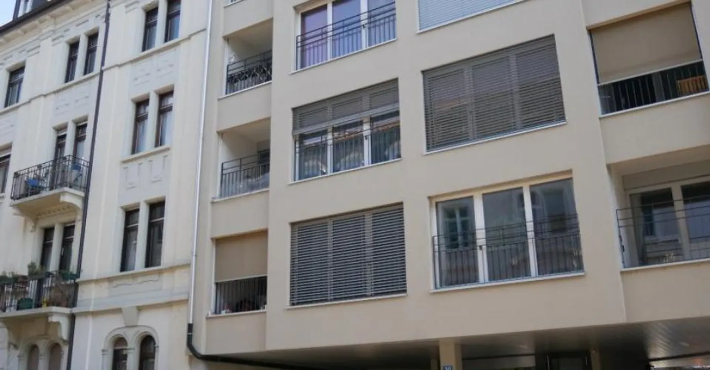 Rent a parking space in Basel now! - Photo 2 of 2