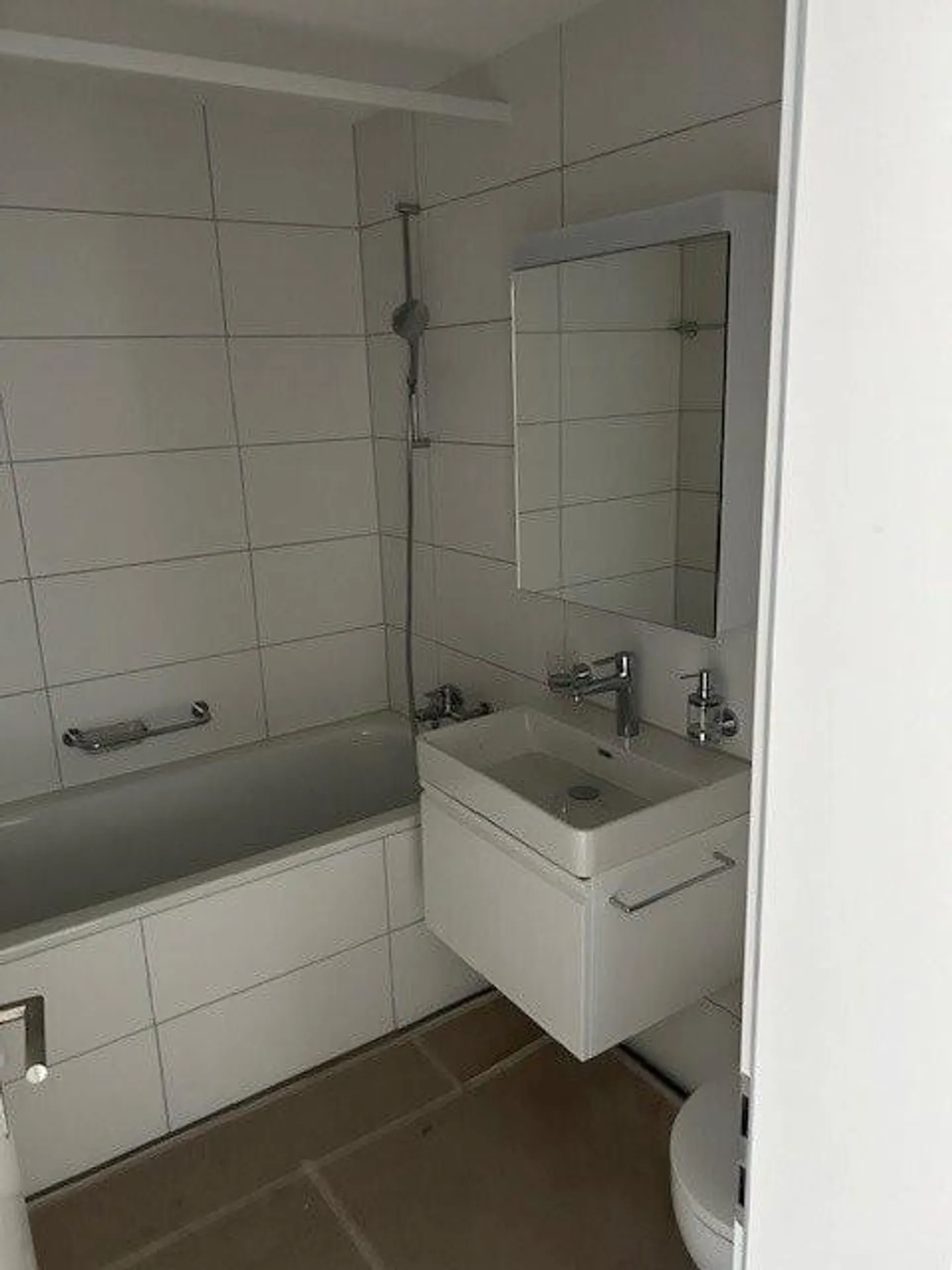 My new apartment! - Photo 8 of 8