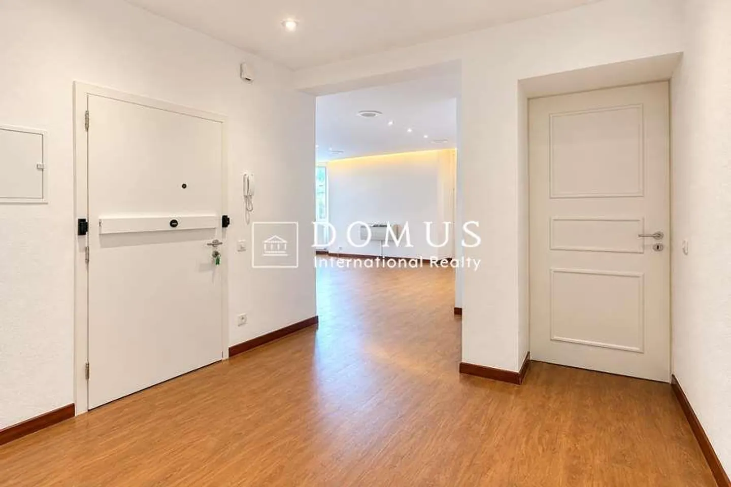 Elegante und geräumige Wohnung im Zentrum - Foto 11 von 12