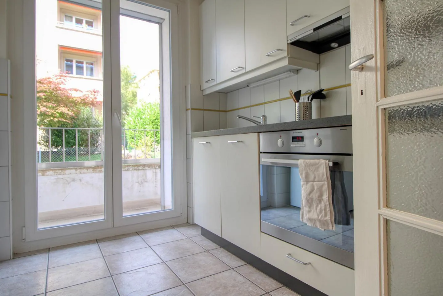 Modern Coliving with Green Surroundings and City Access in Lausanne-Bé - Photo 7 sur 18