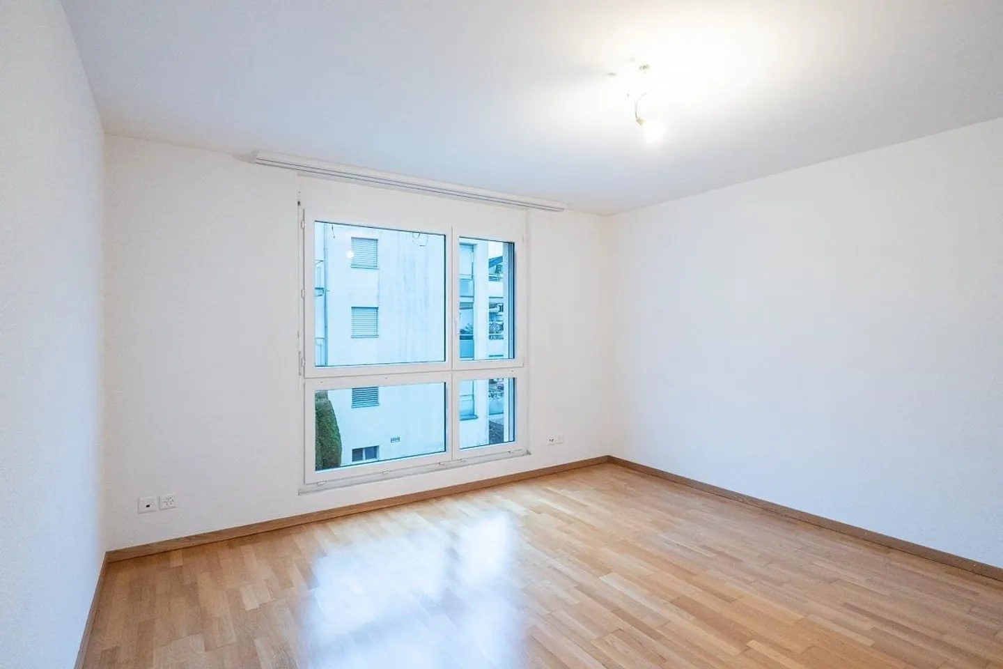 Light-flooded 4.5-room apartment with Säntis view - Photo 3 of 10
