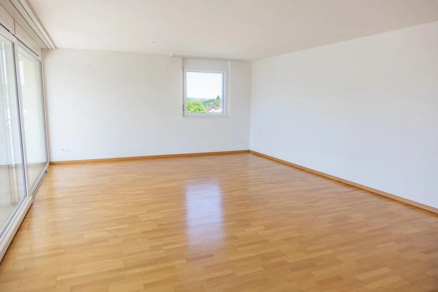 Light-flooded 4.5-room apartment with Säntis view - Photo 4 of 10