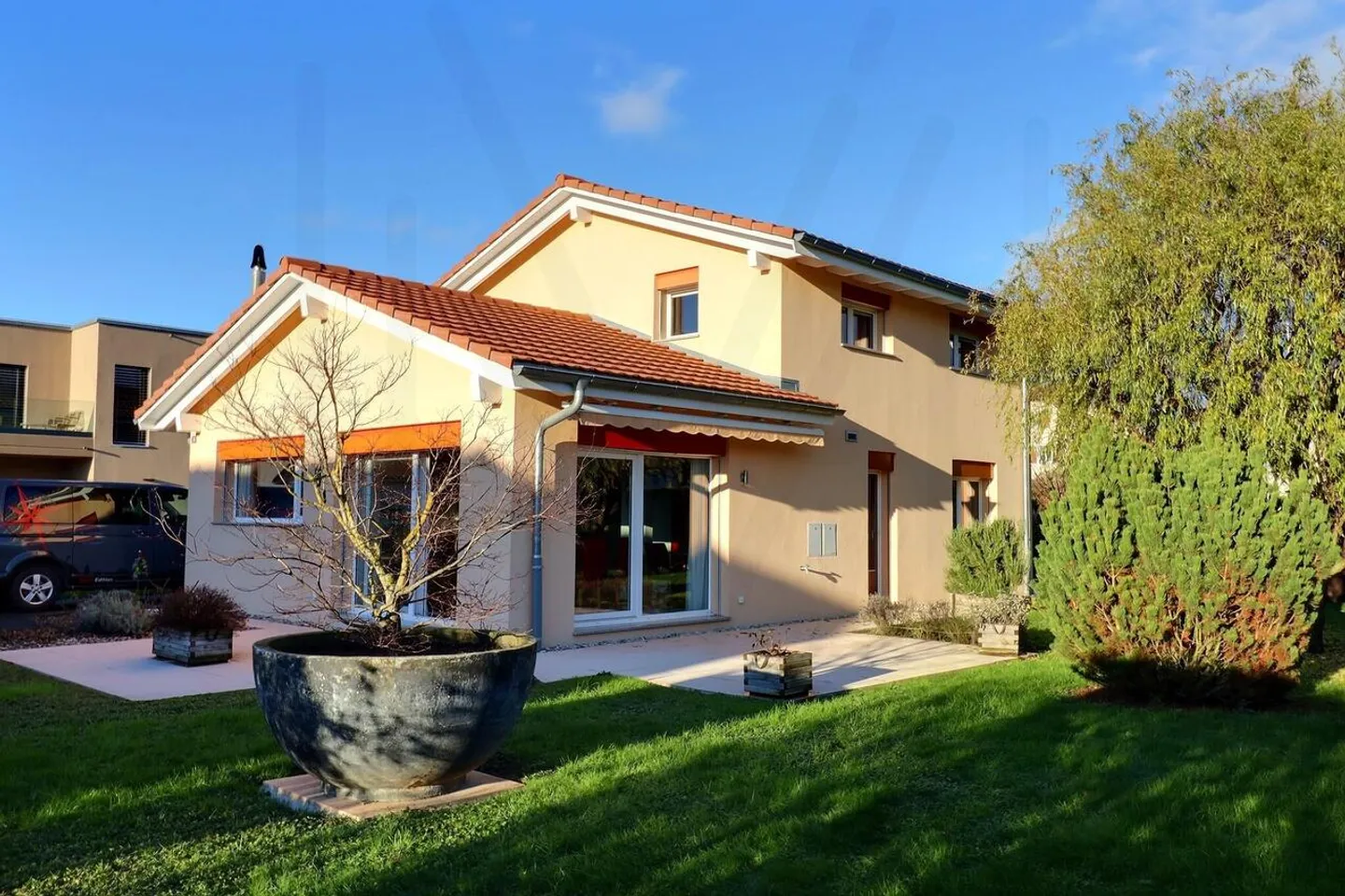 Belle maison individuelle de 4,5 pièces au cœur d'un lotissement résidentiel - Foto 2 von 15