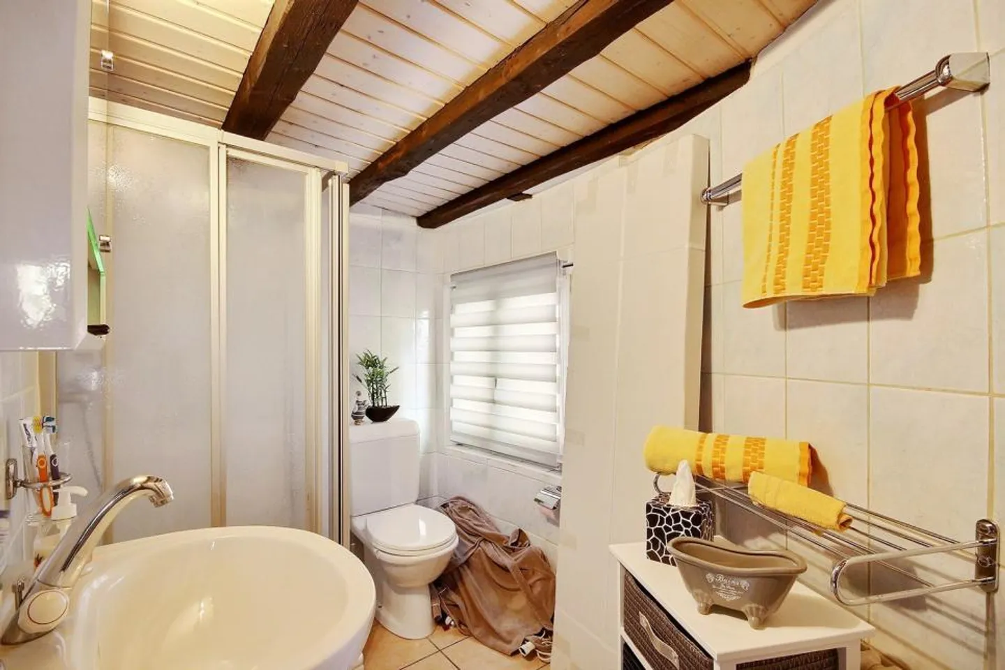 UNIQUE CHARACTER IN THE CITY CENTER - Photo 9 of 11