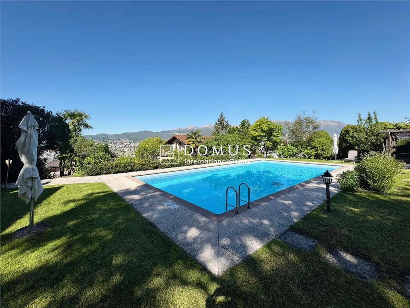 Spacious apartment with swimming pool - Photo 12 of 13