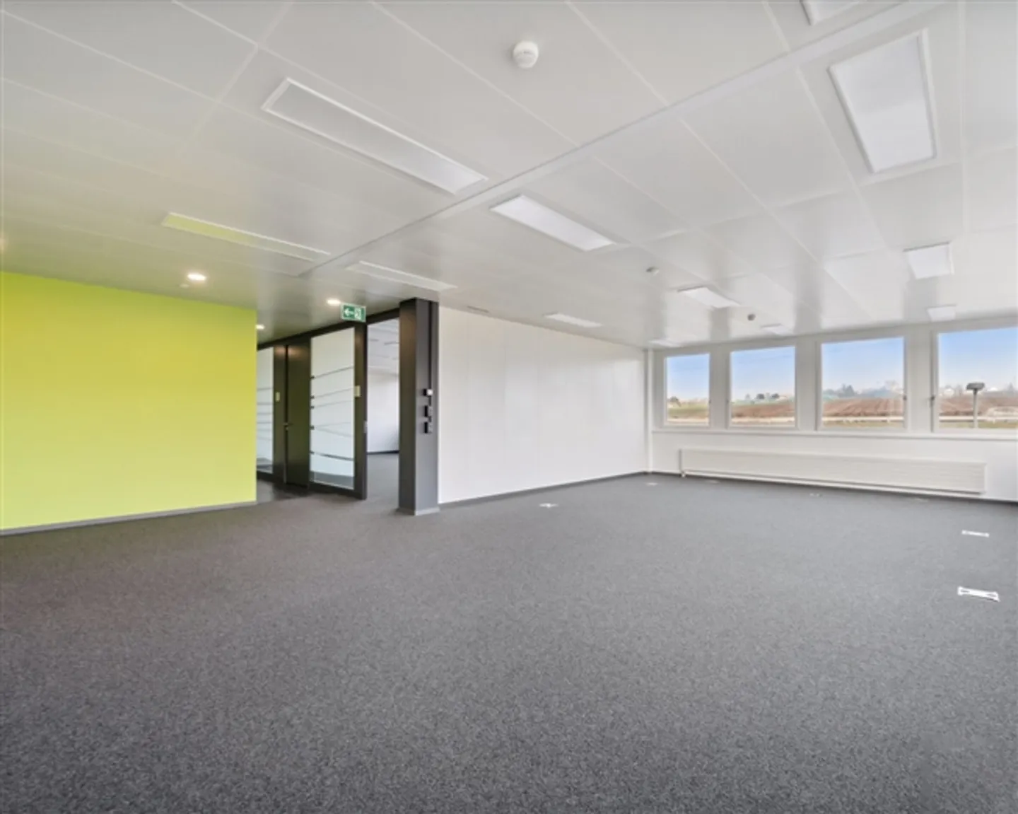 Spacious, high-end fitted office space - Photo 11 of 13