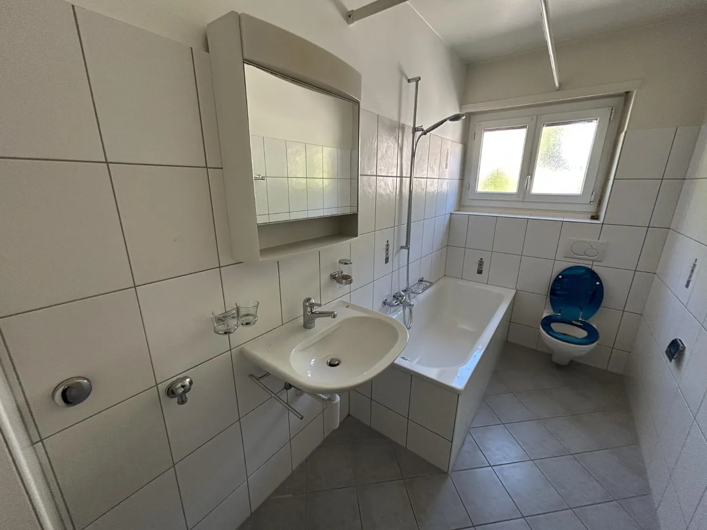 Zu vermieten: 3-Zimmer-Wohnung mit Balkon - Paul-Charmillot 82, St-Imier - Foto 4 von 9
