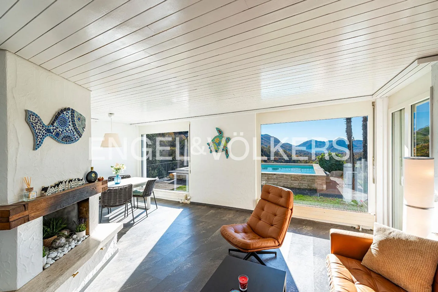 Villa spaziosa nel verde con grande potenziale - Foto 4 di 13