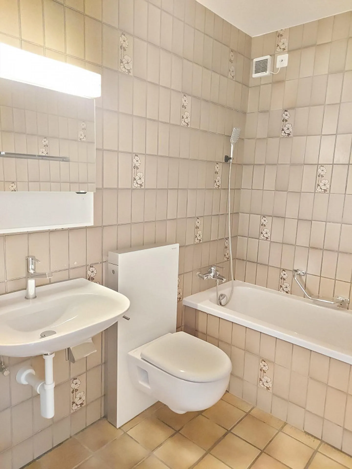 2.0-Zimmerwohnung an ruhiger und sonniger Lage - Foto 6 von 6