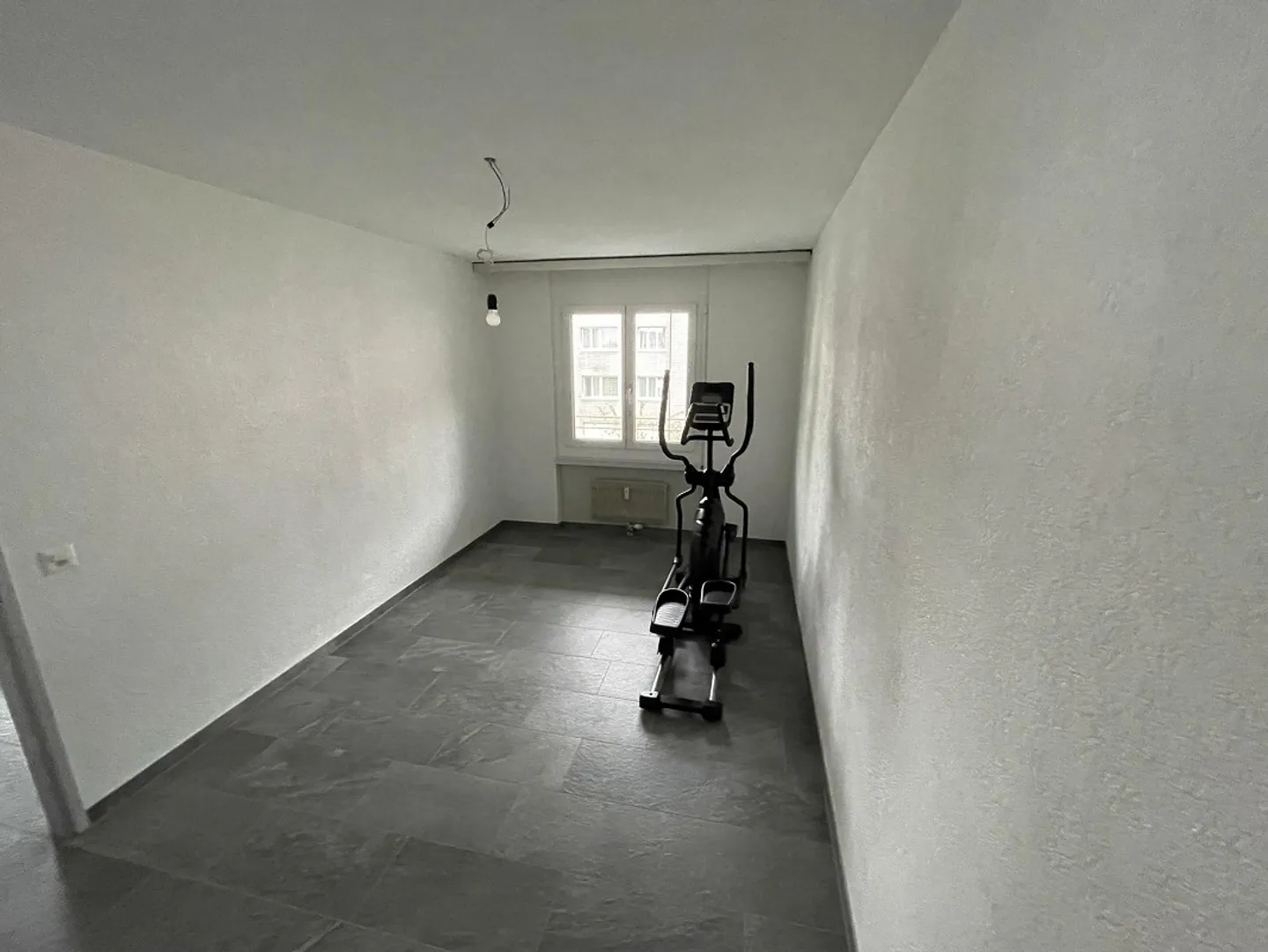 Spacious, bright 5.5-room apartment with swimming pool, fitness, sauna - Photo 8 of 14