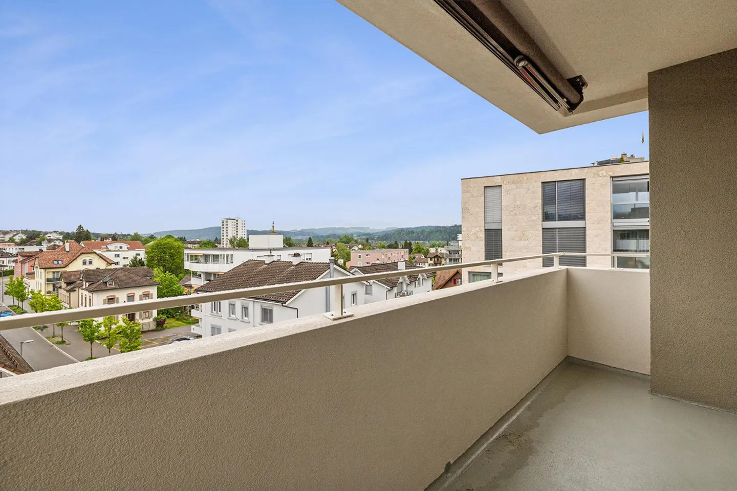 Appartamento 3.5 stanze all'avanguardia nel centro di Niederuzwil - Foto 4 di 12