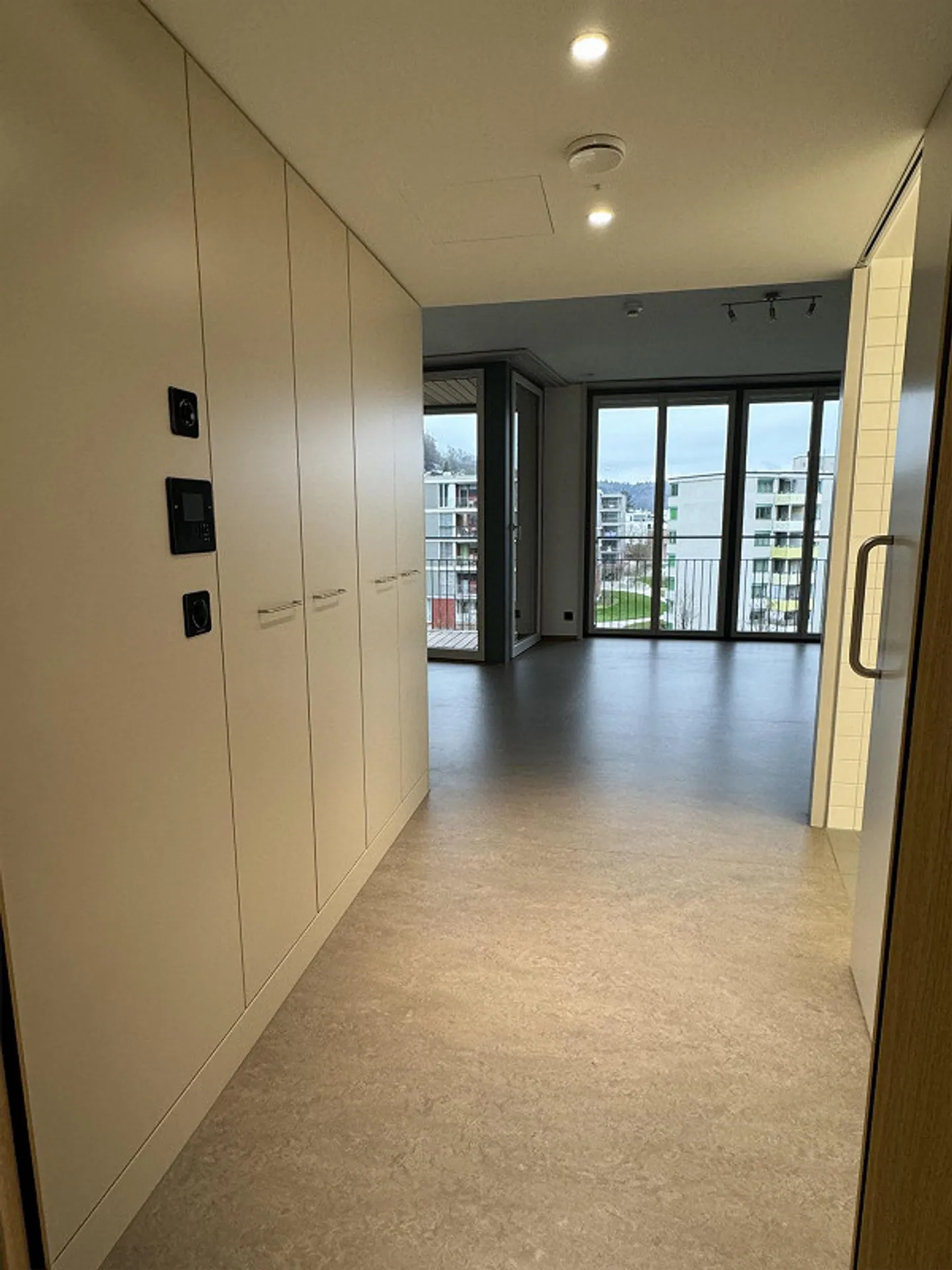 Wohnen im Alter | Bedürfnisgerechte Dienstleistungen | Ein Ort der ... - Foto 2 von 5
