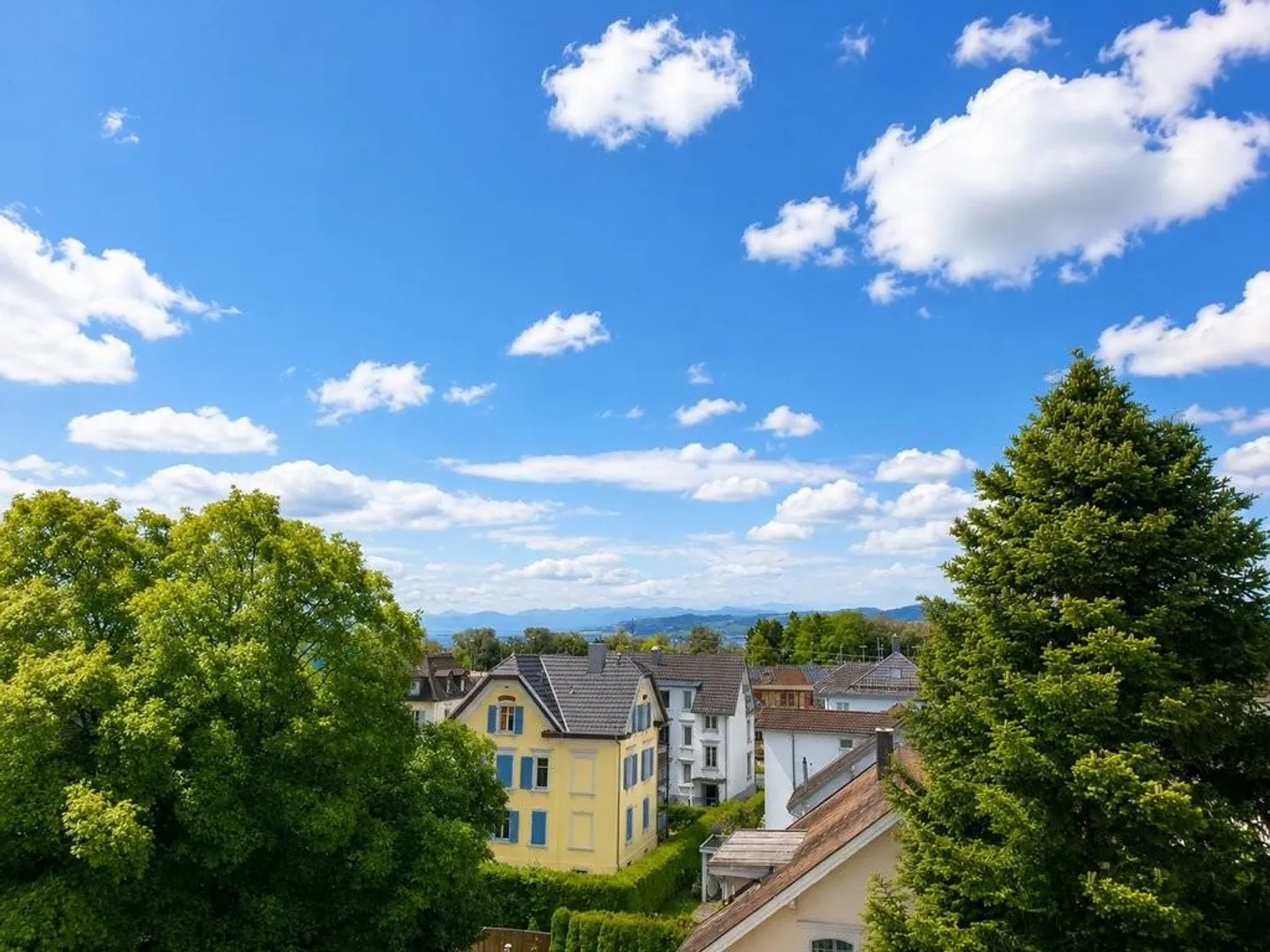 Exclusive penthouse apartment with lake view - Photo 10 of 12