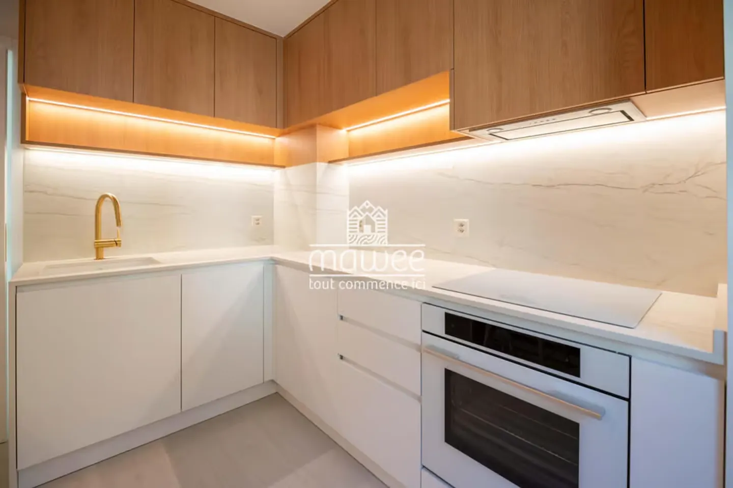 Magnifico appartamento completamente ristrutturato con finiture di alto livello - Foto 3 di 12