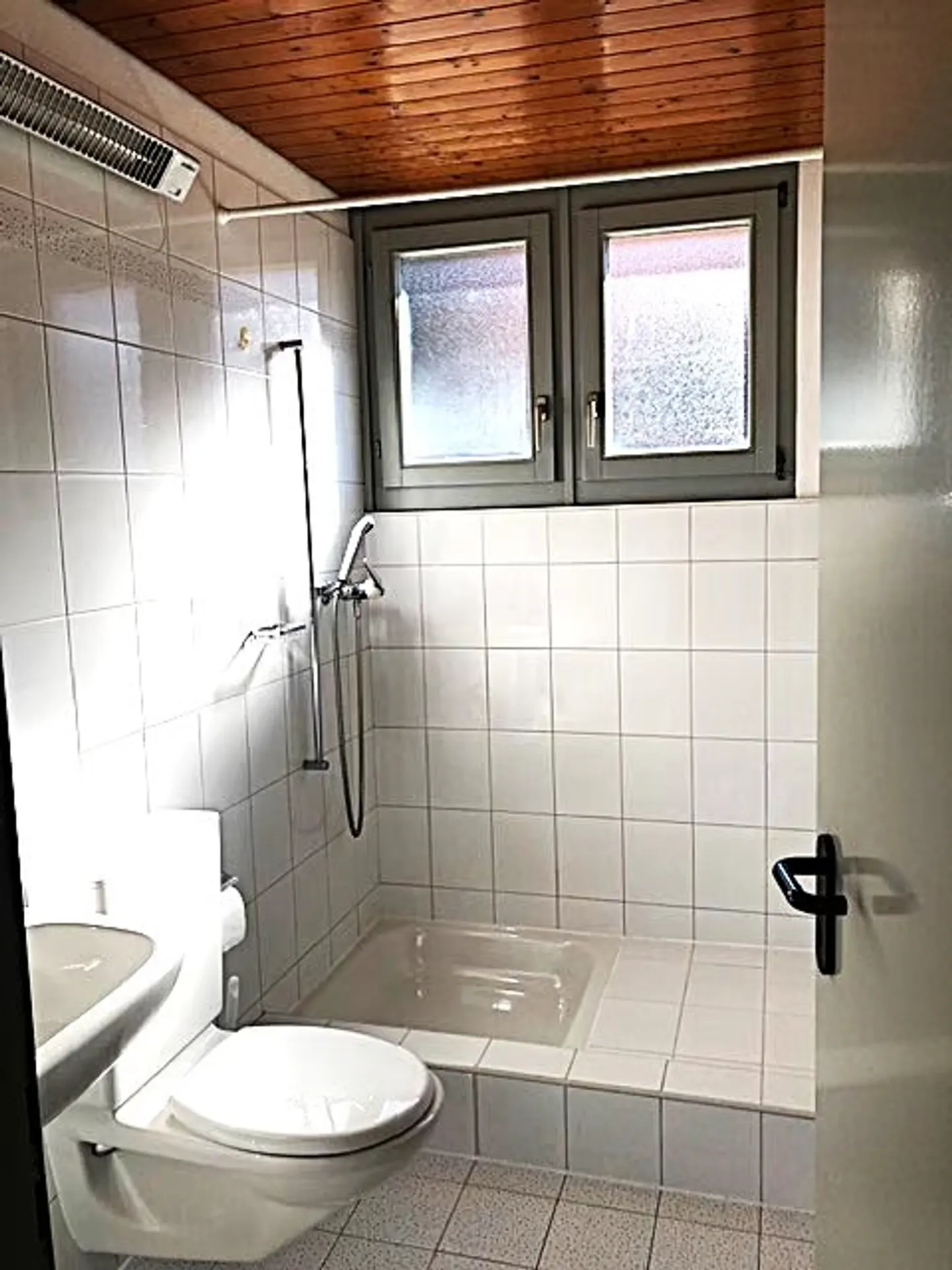 Gemütliches Dachstudio-Apartment in Bellinzona - Foto 12 von 14