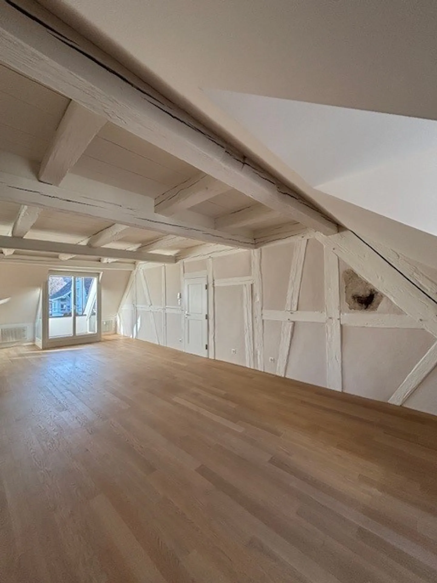 Historische 3-Zimmer-Duplex-Wohnung mit Charme in Muttenz - Foto 4 von 23