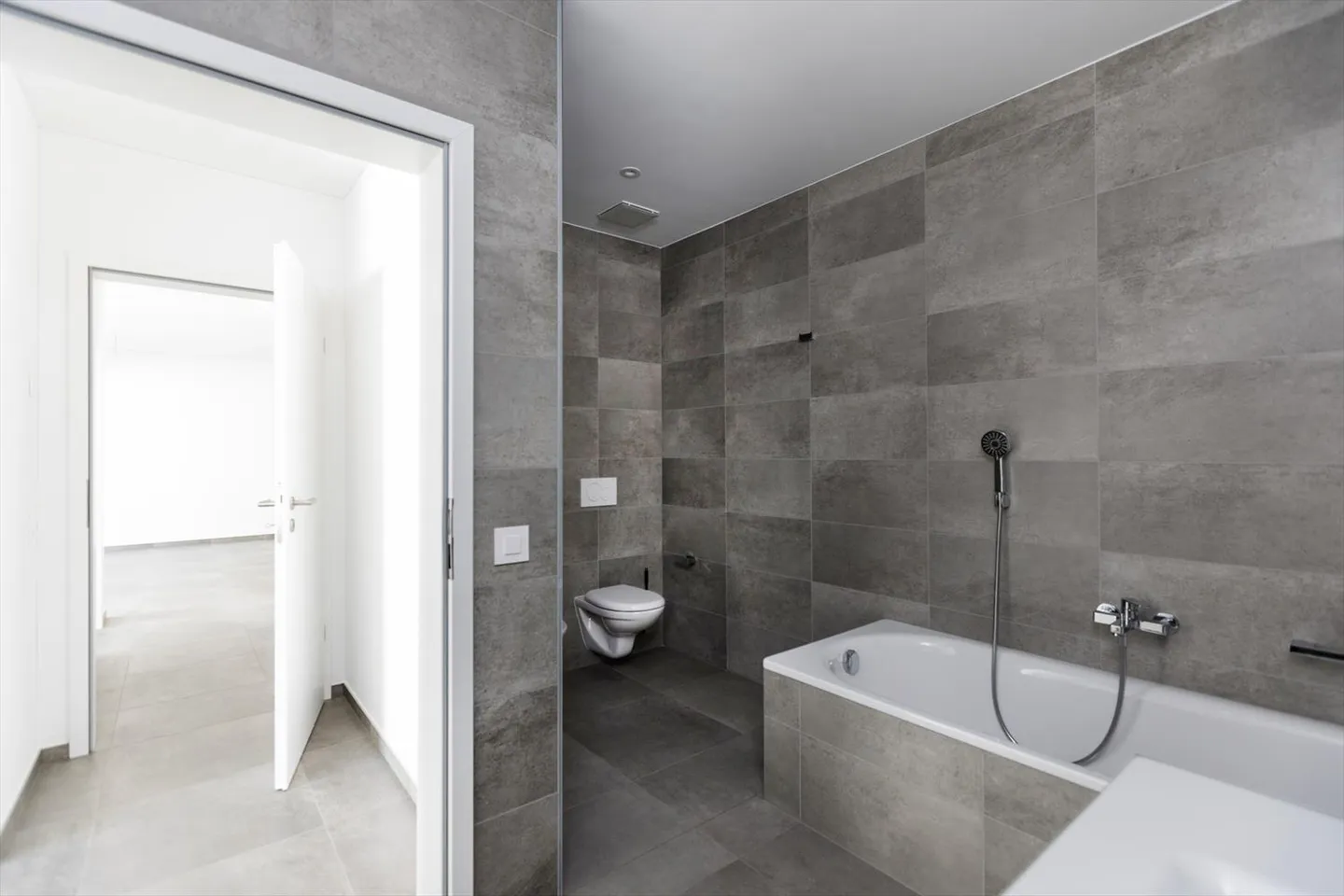 Living in a Unique Context - Photo 9 of 10