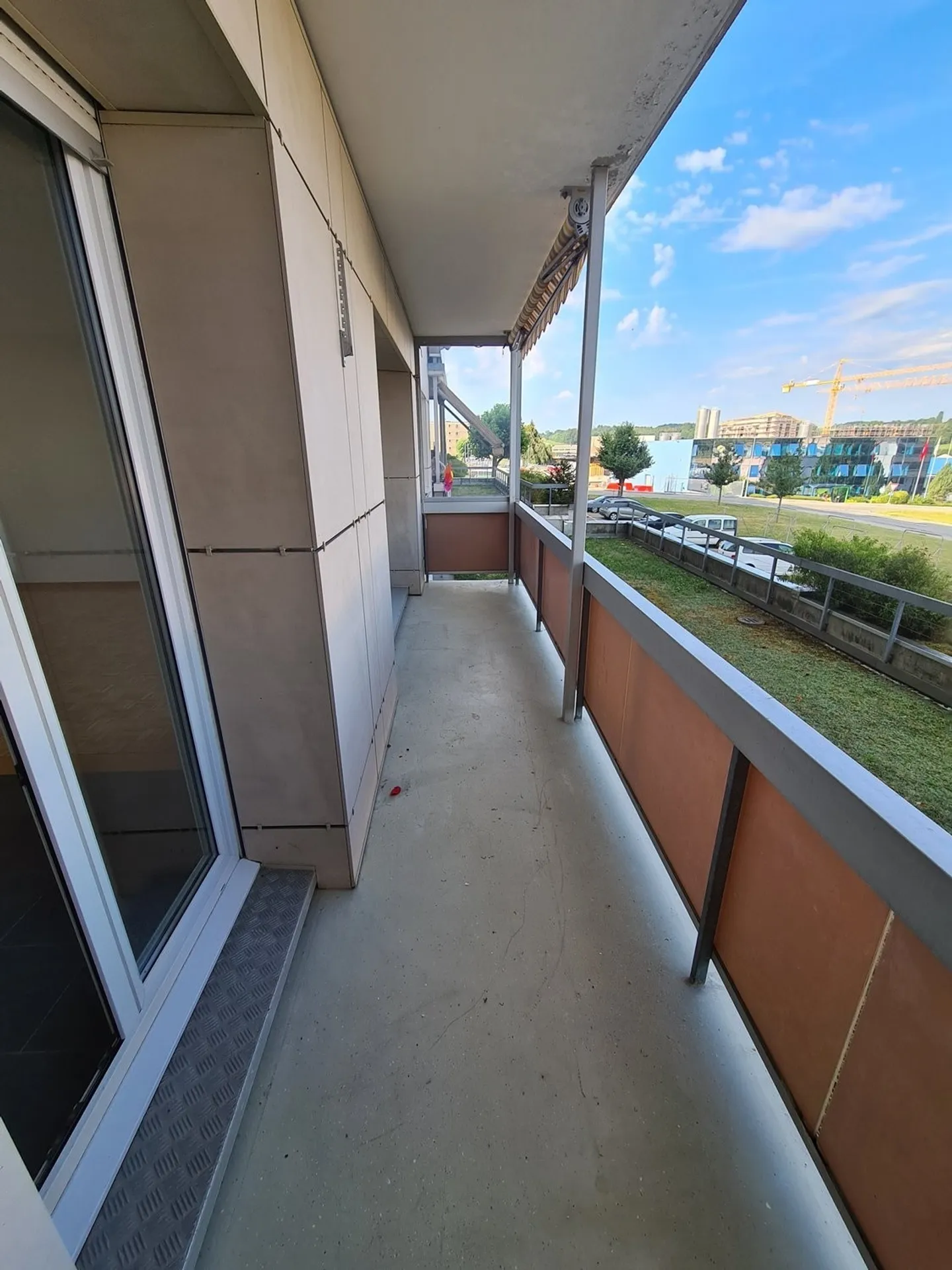 Incantevole appartamento di 4,5 stanze in un quartiere familiare, vicino a tutti i servizi - Foto 10 di 12