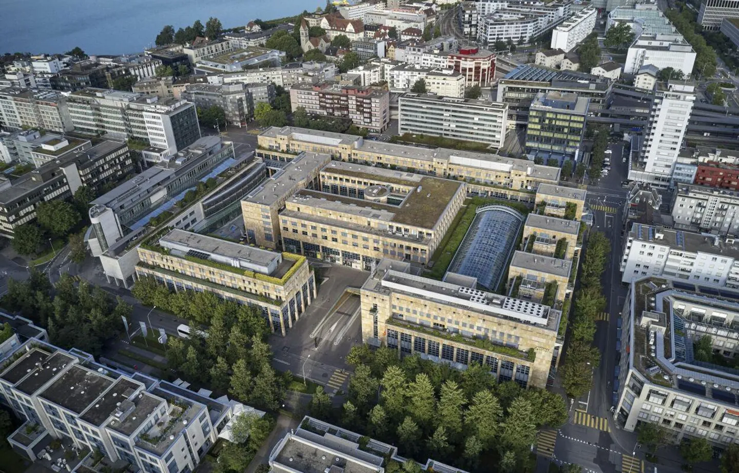 Zentraler Lagerraum in Zug - Foto 1 von 3