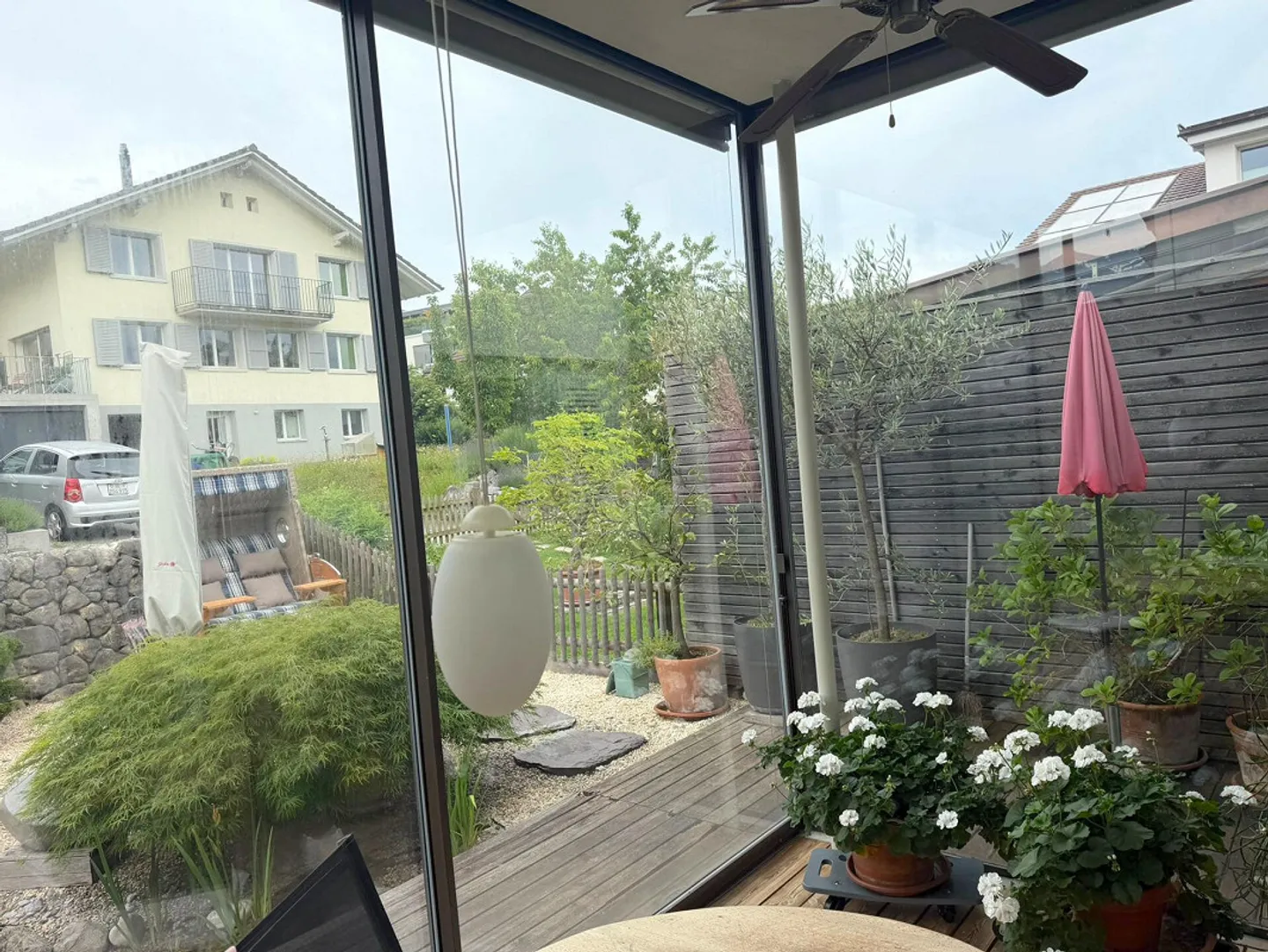Incantevole casa a schiera di 4,5 stanze a Spiez con bella vista - Foto 5 di 19