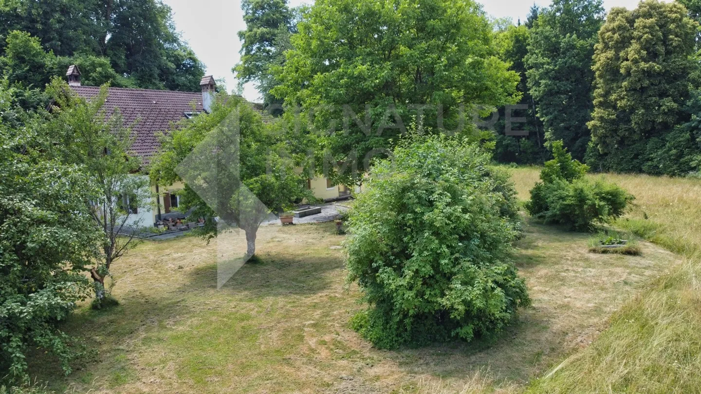 Für Naturliebhaber. Familienhaus 6,5 Zimmer mit Sauna - Foto 1 von 6