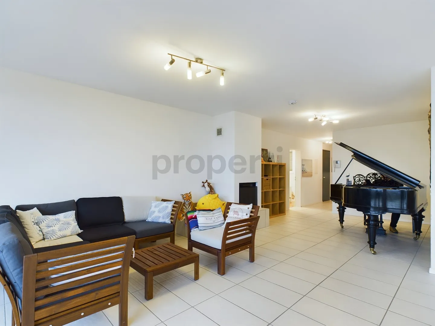 Luxury 5.5-room apartment with a view of Lake Maggiore in Brissago - Photo 1 of 9