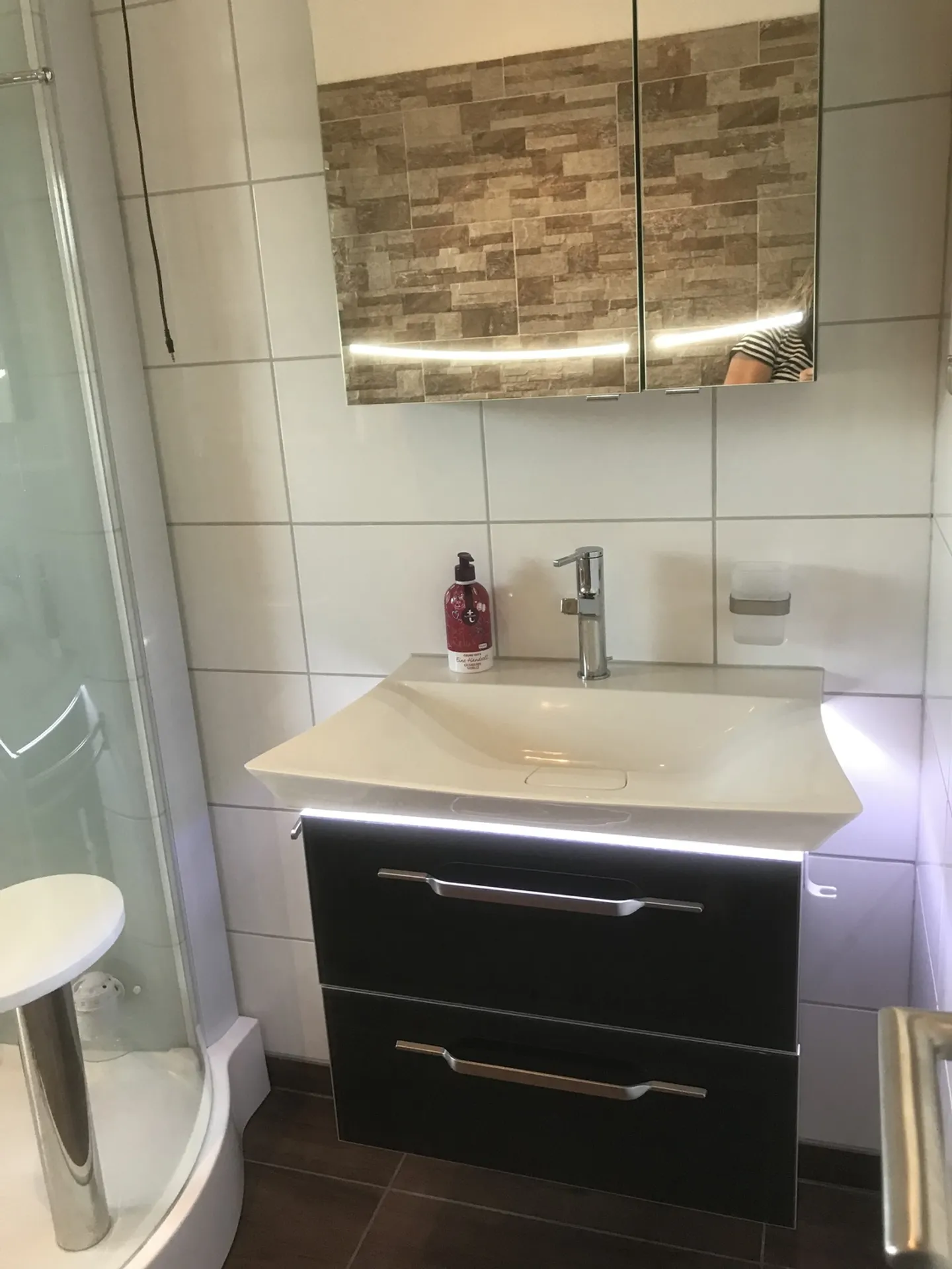 Appartement élégant avec piscine - Photo 6 sur 8