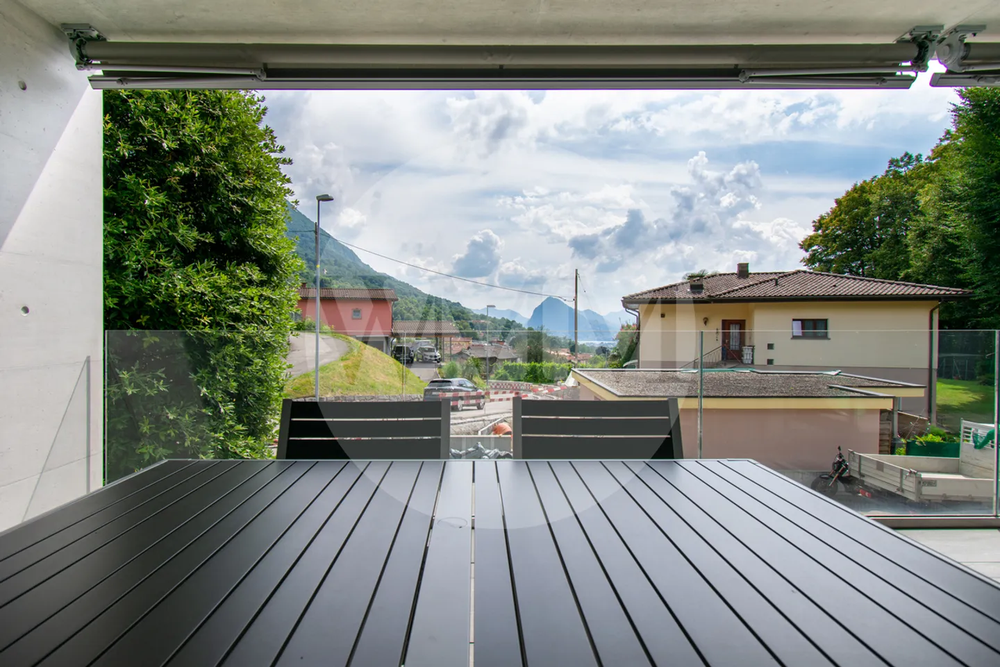Appartement spacieux avec terrasse couverte - Photo 15 sur 17