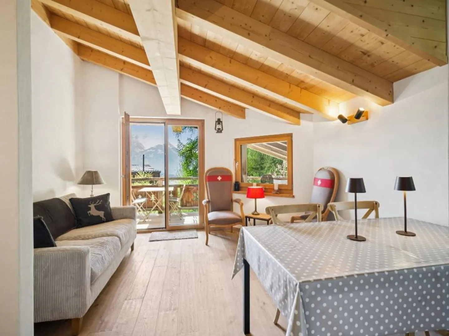 Magnificent 4-room duplex in the center of Chesières - Photo 1 of 13