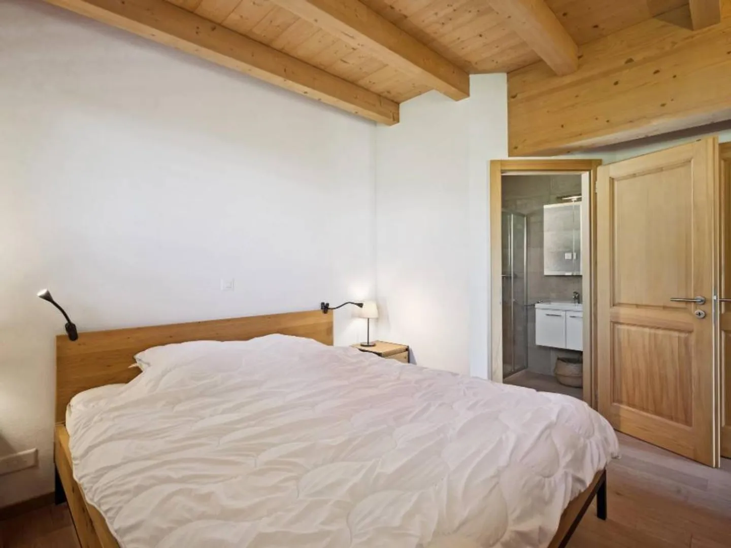 Magnificent 4-room duplex in the center of Chesières - Photo 9 of 13