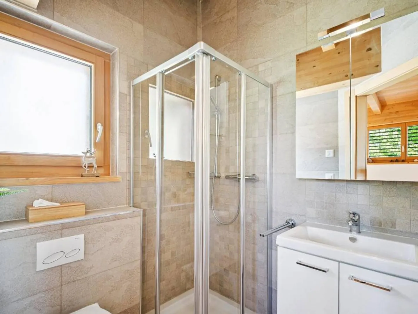 Magnificent 4-room duplex in the center of Chesières - Photo 10 of 13