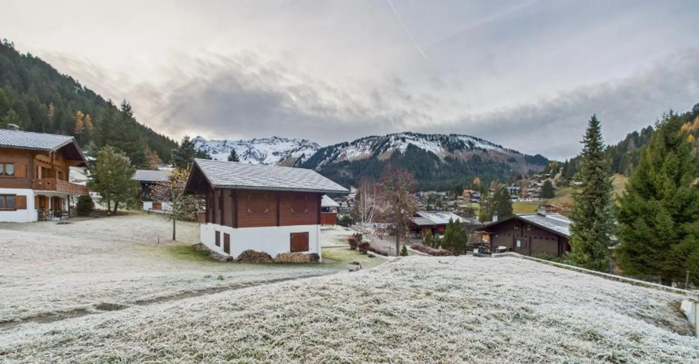 À Vendre  Superbe appartement 4.5 pièces aux Portes du Soleil à Morgins - Photo 10 of 11
