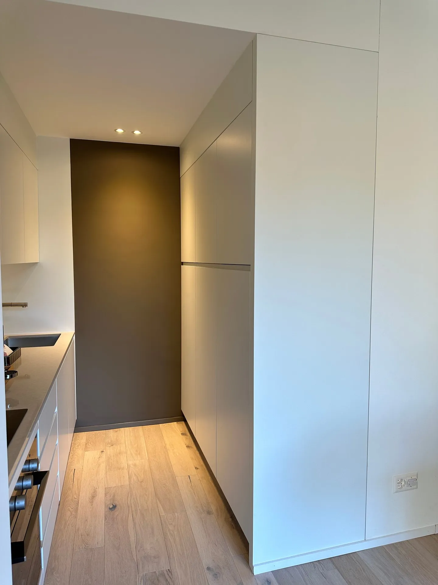 2,5 locali completamente arredati vicino al centro - Foto 4 di 11