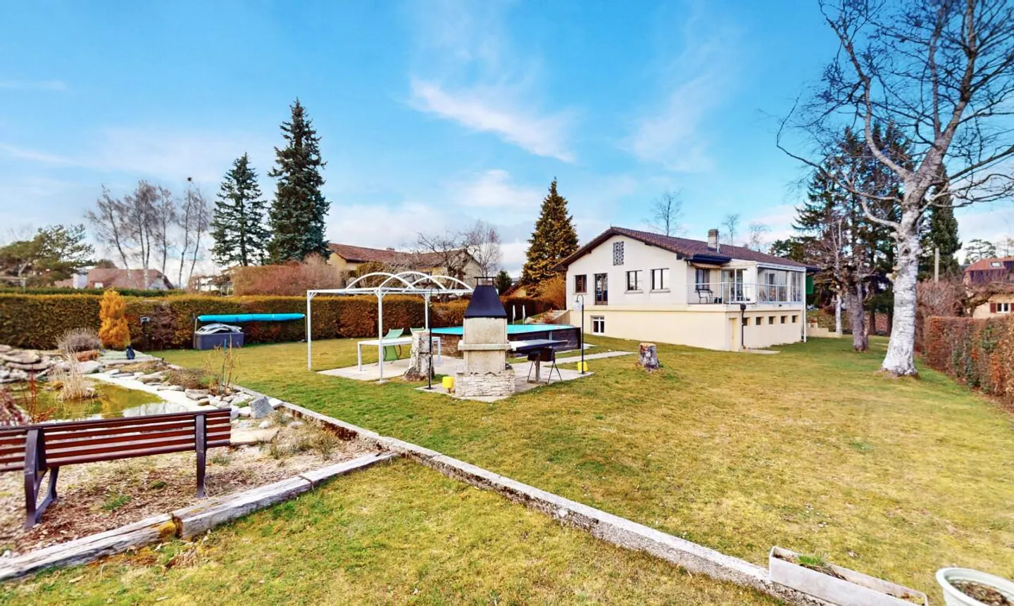 Un ambiente di vita privilegiato a Froideville ideale per la tua famiglia - Foto 1 di 13