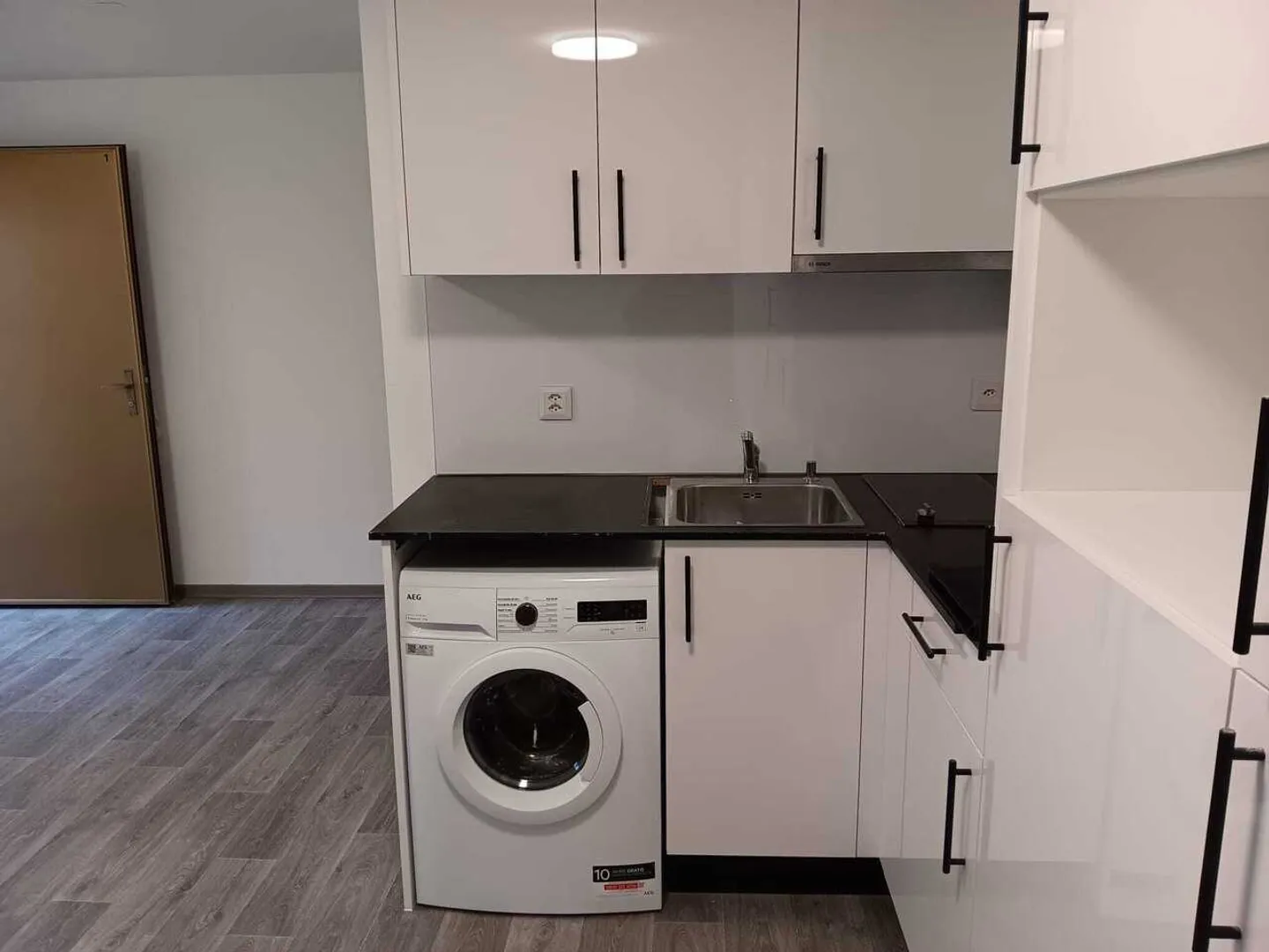 «1.5-Zimmer-Studio, frisch saniert, in Nuglar-St. Pantaleon» - Foto 2 von 5