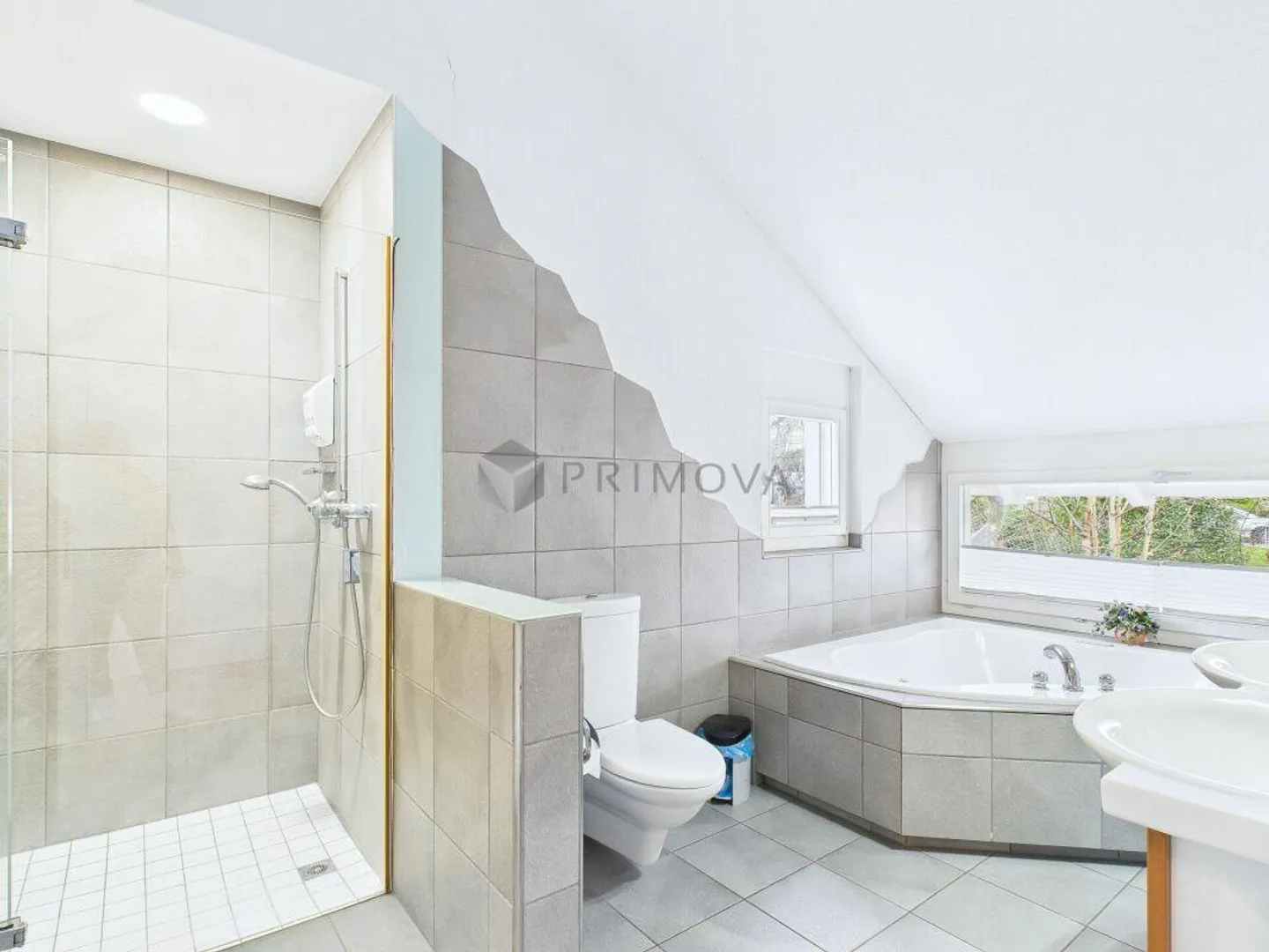 Einfamilienhaus mit Gartenoase - Foto 9 von 13