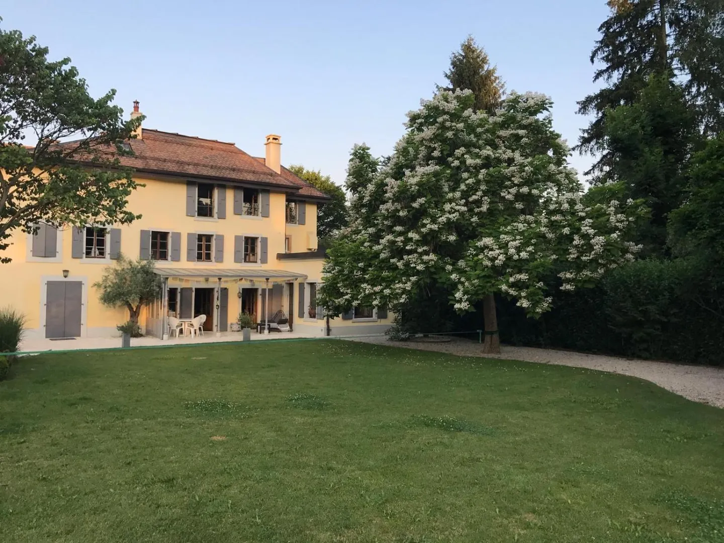 Villa 12 rooms - Photo 2 of 3