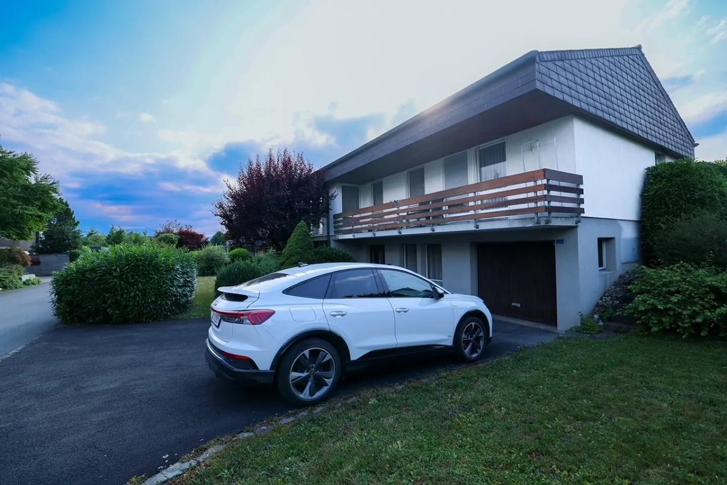 Renovation-Needed Single-Family Home with Potential - Photo 6 of 14