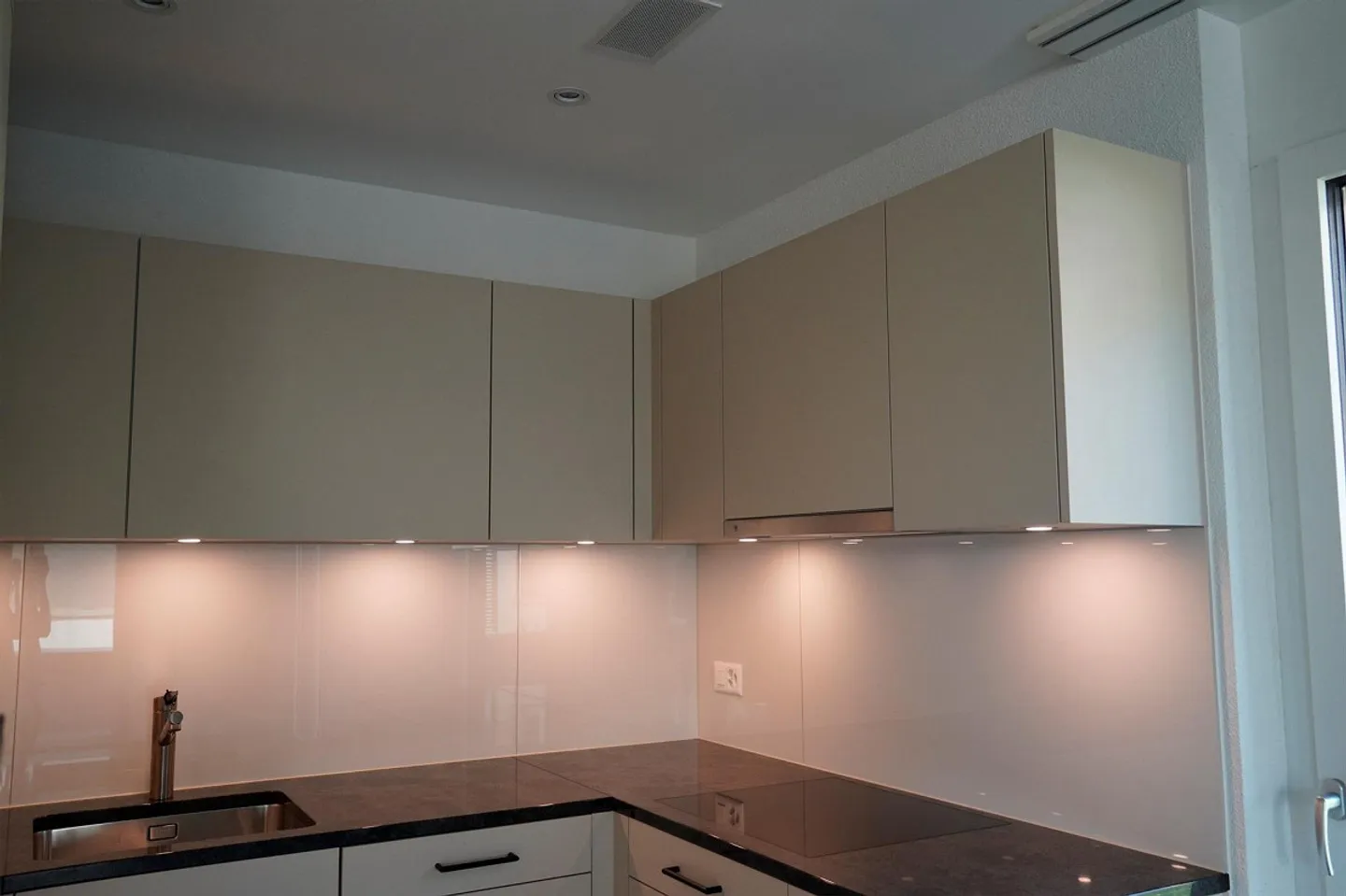 Last Apartment - View into the Green! - Photo 5 of 11